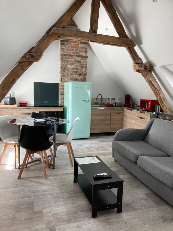 Apartamento Au Cochon Qui Rit Flines-Les-Mortagne Exterior foto